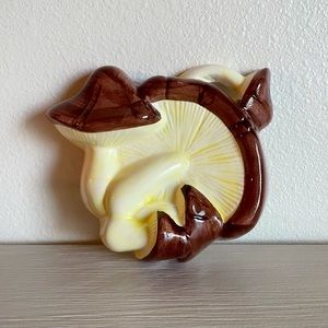 🛍 SOLD - Vintage 70’s MCM Ceramic Mushroom Wall Decor